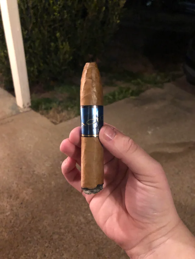 Acid Blondie Belicoso